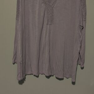 Long sleeve lace shirt